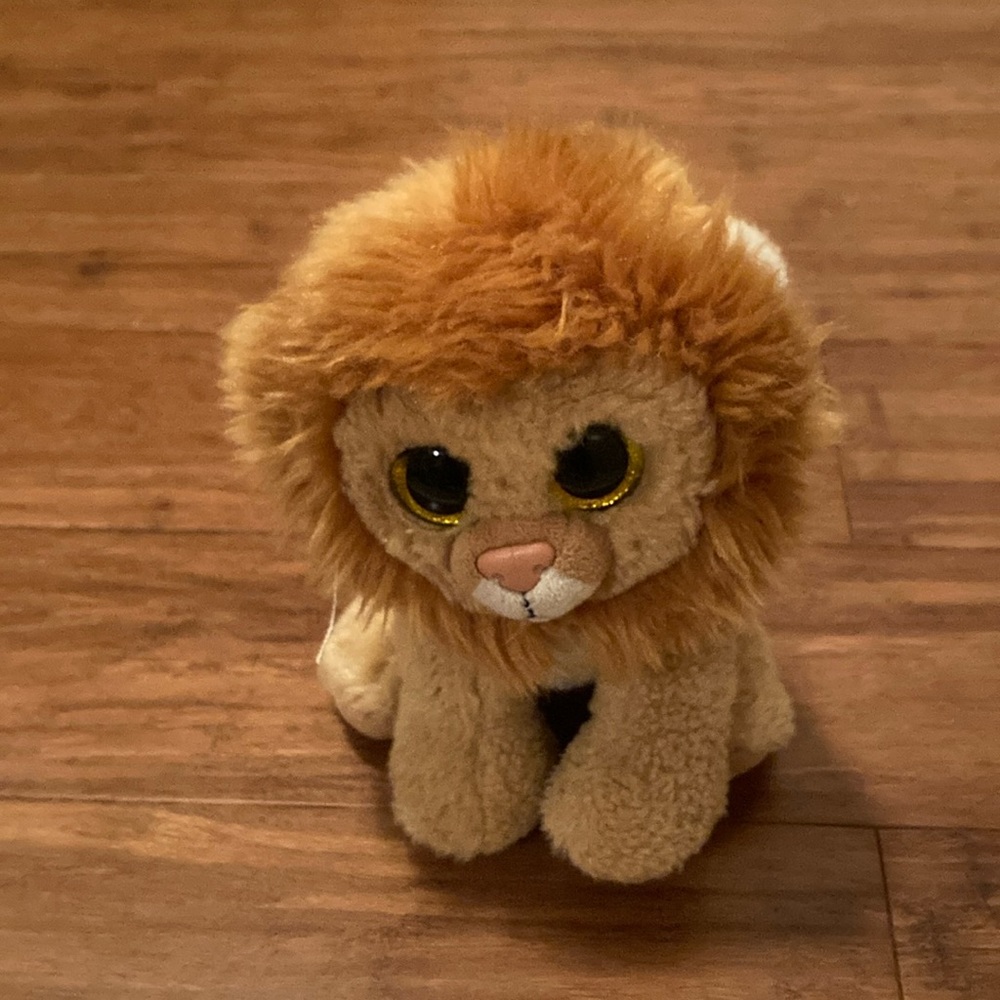 Louie the lion